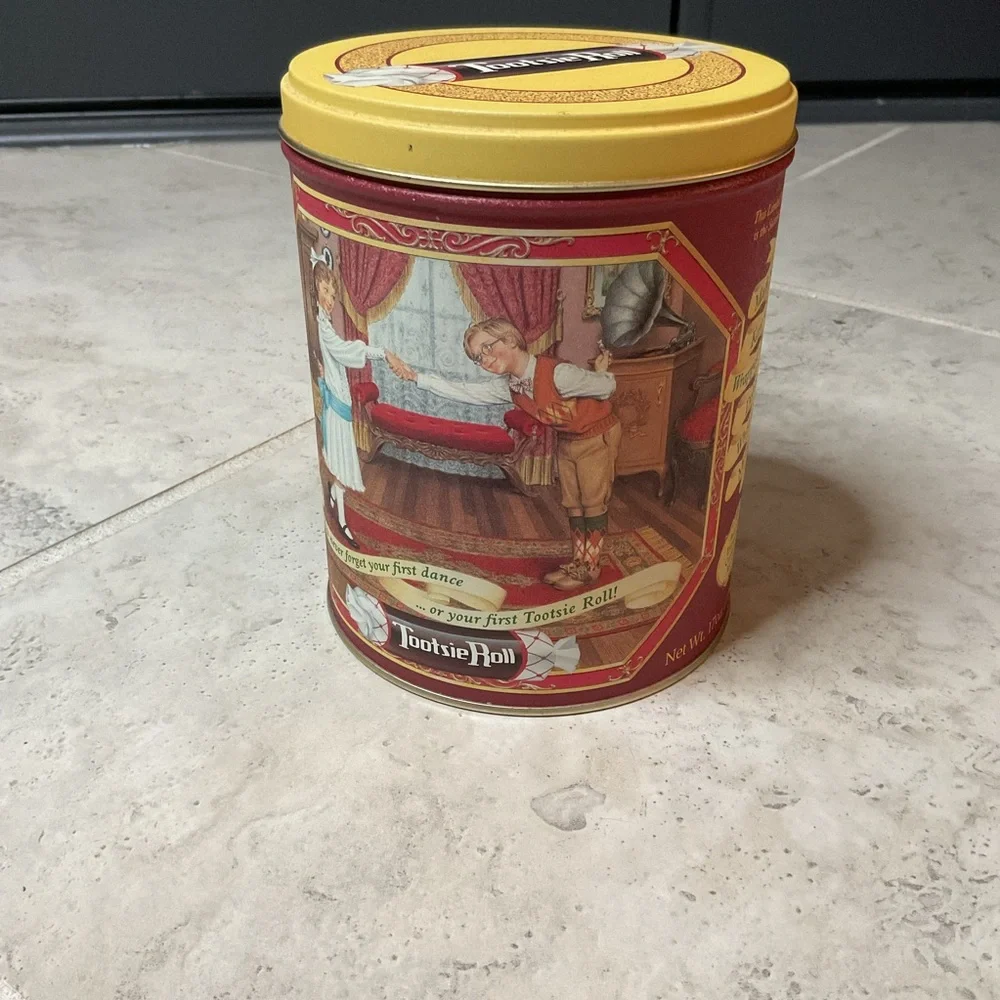 Ltd Edition 1993 Tootsie Roll You never forget your first dance collectible tin